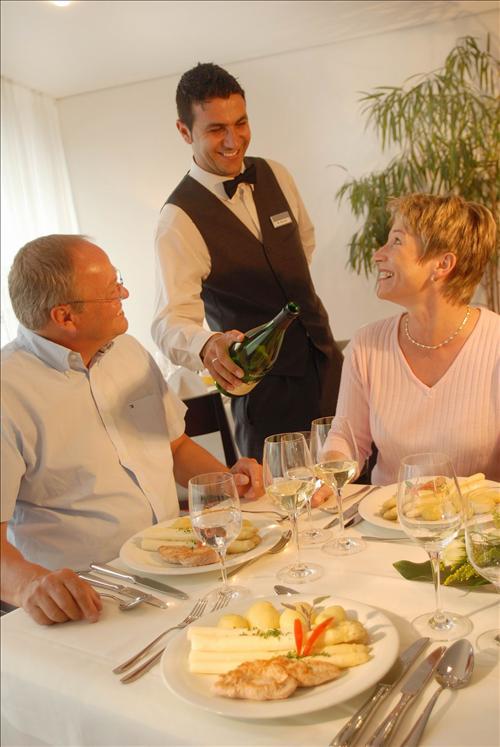 Landhotel Allgaeuer Hof Wolfegg Restaurant photo